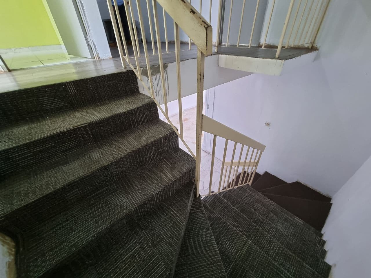 Double Storey Terrace House Taman Seri Sementa - photo 8
