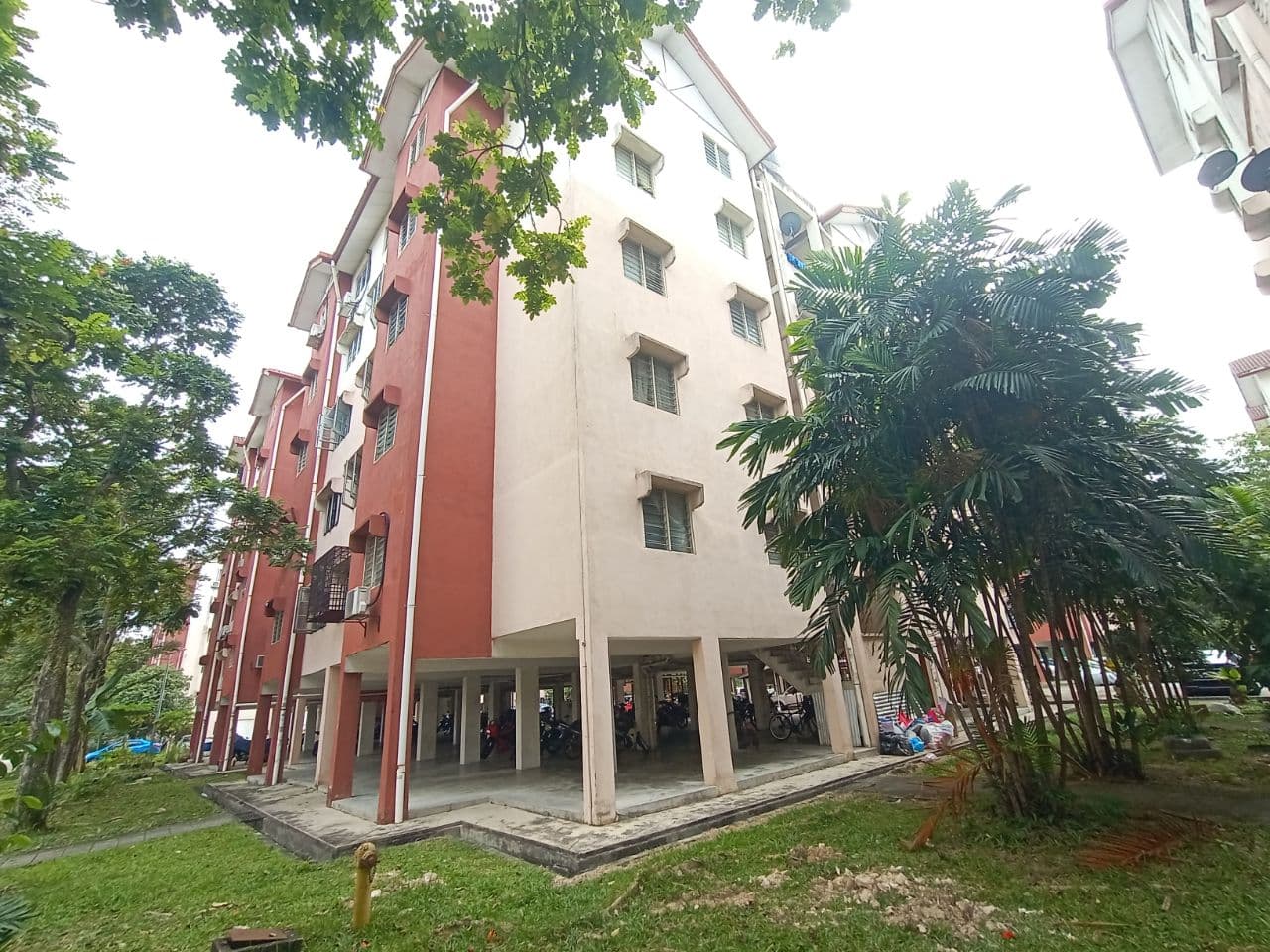 Flat PKNS Seksyen 7 - photo 6