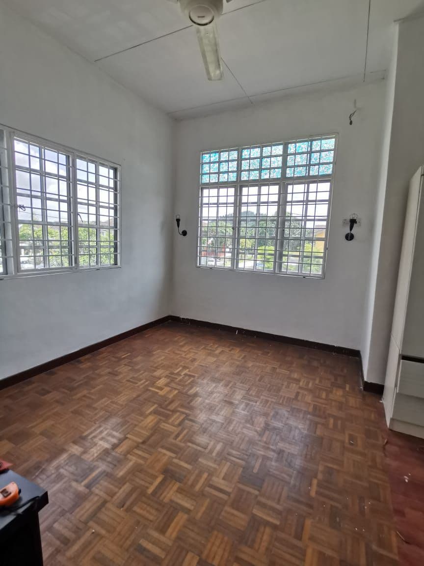 Double Storey Terrace Corner Lot Naluri Sukma - photo 7