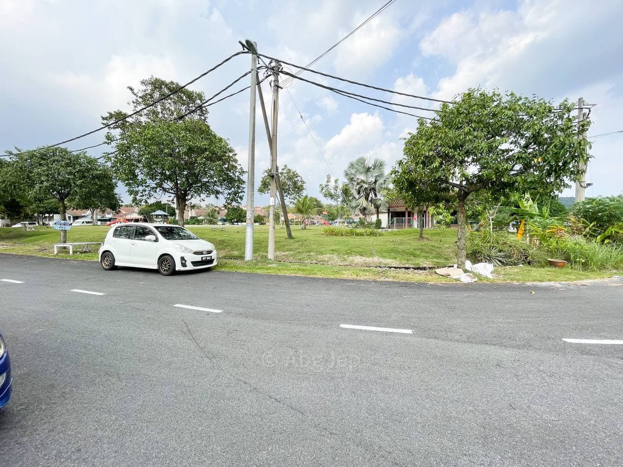 Single Storey Terrace Lorong Mahkota Impian - photo 10
