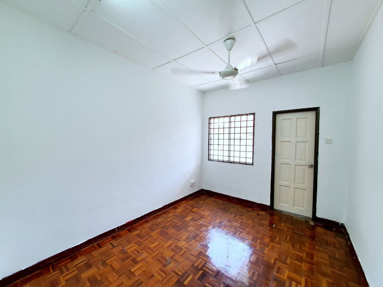 2 Storey Terrace House, Berjaya Park - photo 11