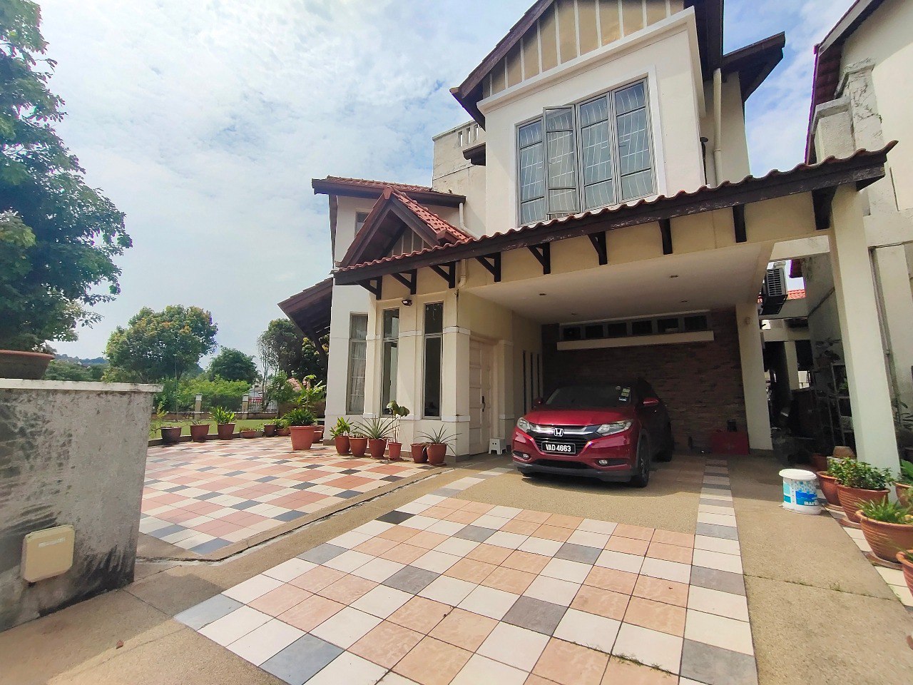 Semi-D Corner Lot Jalan Titian U8 Bukit Jelutong