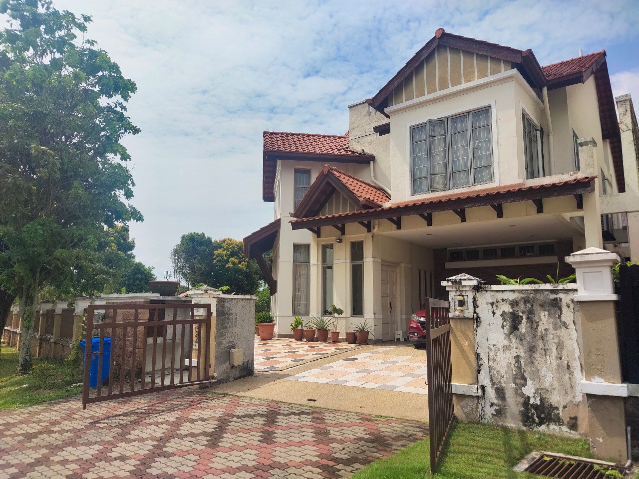 Semi-D Corner Lot Jalan Titian U8 Bukit Jelutong - photo 5