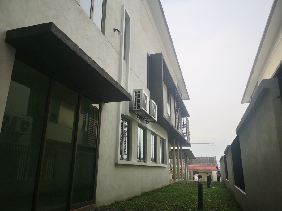Puchong Bukit Kuchai 2 Storey Semi-D House 40x100s - photo 3