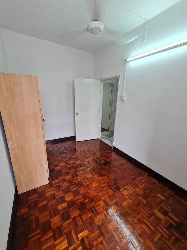 Subang Perdana Goodyear Court 8 Apt 786sf 3room 2b - photo 8