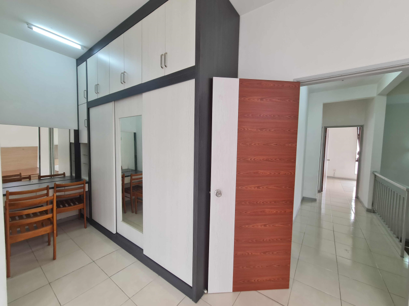 Park Villa Townhouse Freehold Upper Floor 1529sf 3 - photo 11