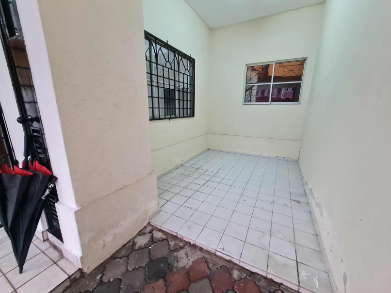 Subang 2 Storey Terrace House 22x75sf 4rooms Gated - photo 7