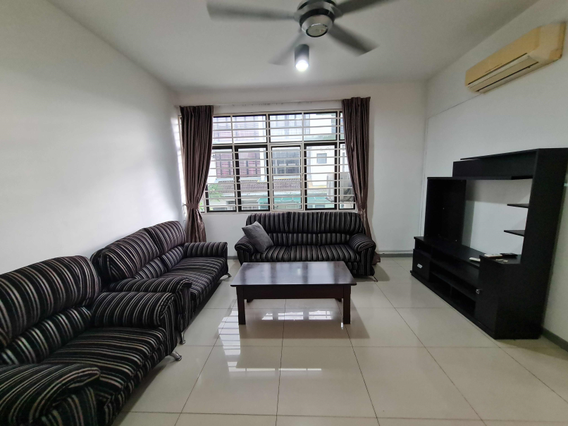 Bukit Puchong 25-Sty Townhouse Upper Floor 1560sf - photo 8