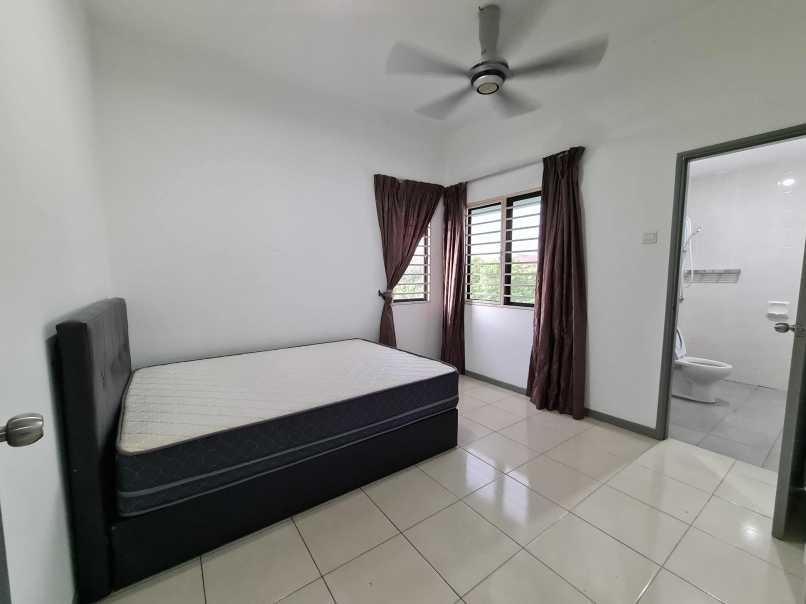 Bukit Puchong 25-Sty Townhouse Upper Floor 1560sf - photo 12
