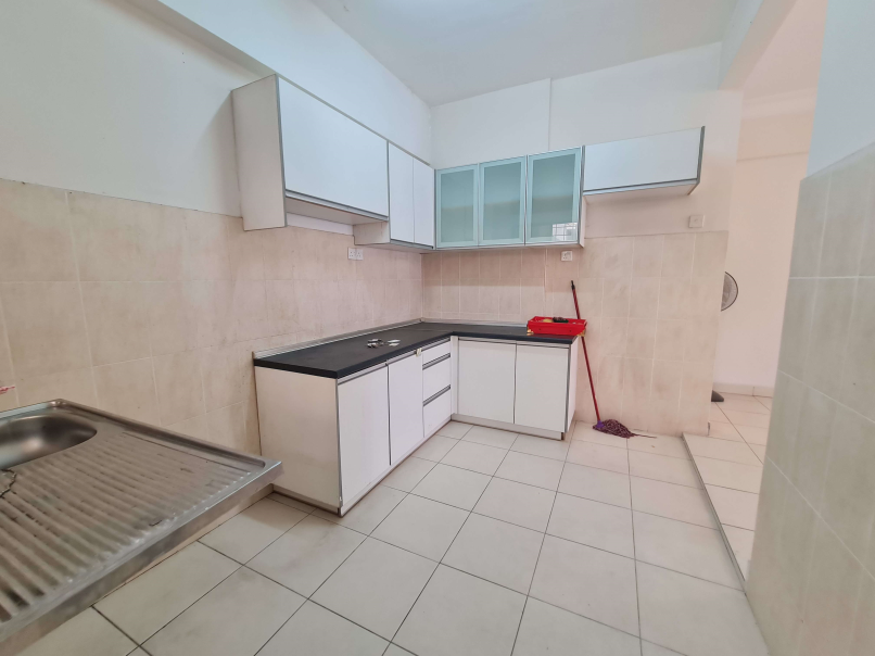 Puchong Jaya Avilla Apartment 968sf Reno Partly Fu - photo 3