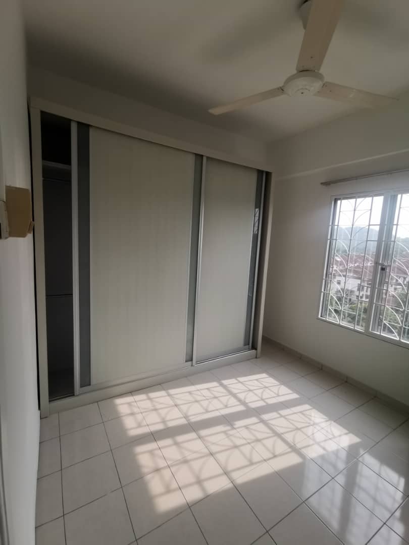 Puchong Nilam Puri Condo 915sf 3rooms 1 Parking Fu - photo 11