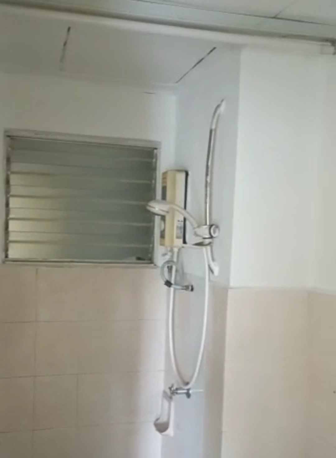 Puchong Nilam Puri Condo 915sf 3rooms 1 Parking Pa - photo 8