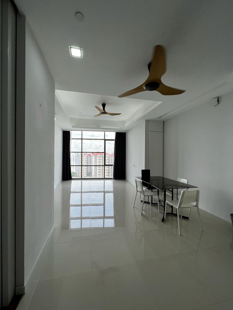 The Azure Residence 945sf 2room 2bath 2car Furnish - photo 4