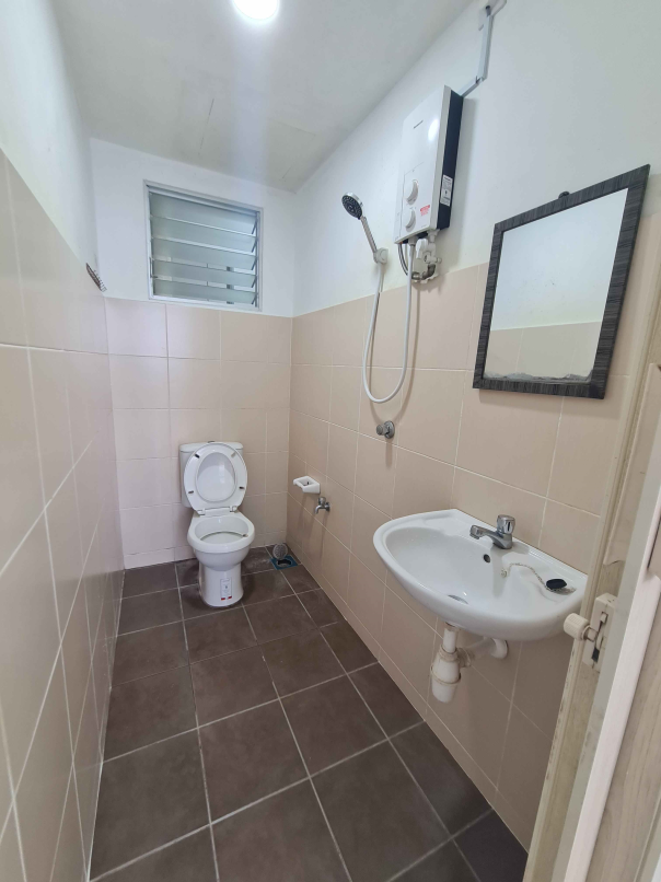 Pangsapuri Seri Utama Apt 900sf 3room Partly Furni - photo 11