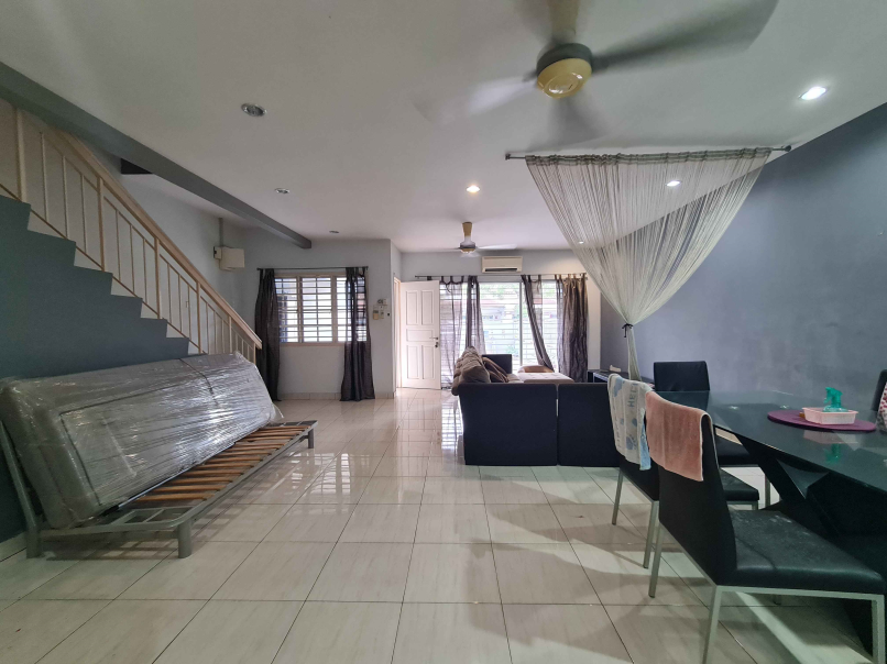Taman Mutiara Puchong 2 Storey Terrace House 22x80 - photo 3