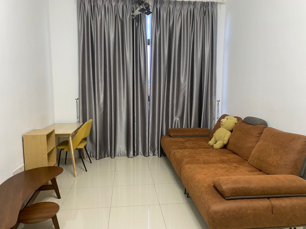 Waltz Residences 948sf 3rooms 2 parking Fully Furn - photo 3