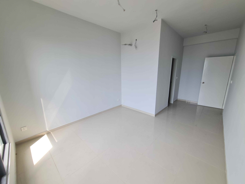 Amani Condo 883sf 3room 2bath 2car Brand New Banda - photo 7