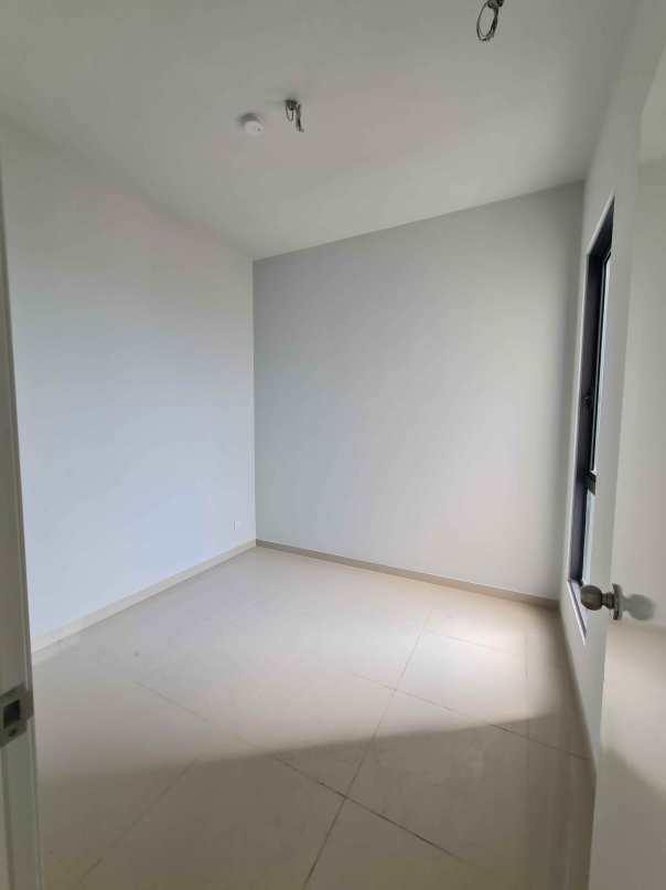 Amani Condo 883sf 3room 2bath 2car Brand New Banda - photo 10