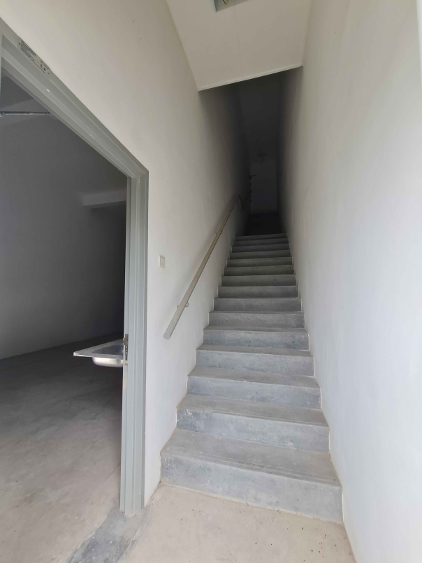 Puchong One and Half Storey Terrace Brand New Fact - photo 9