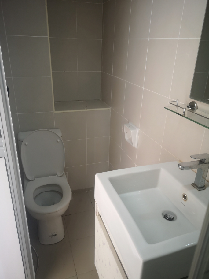 Suria Jelutong Condo 450sf Studio Semi Furnished B - photo 6