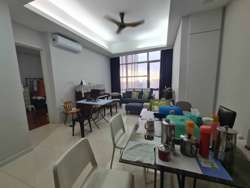 The Azure Residence 945sf 2room 2bath 2car Furnish - photo 2