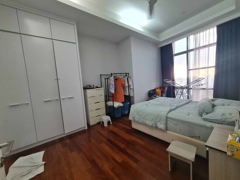 The Azure Residence 945sf 2room 2bath 2car Furnish - photo 4