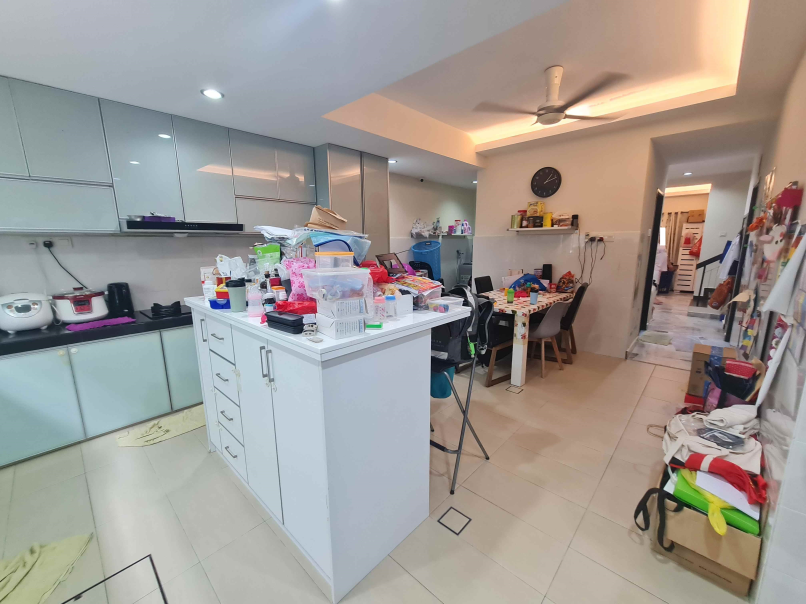 Bandar Kinrara House 22x70sf Kitchen Full Extend - photo 4