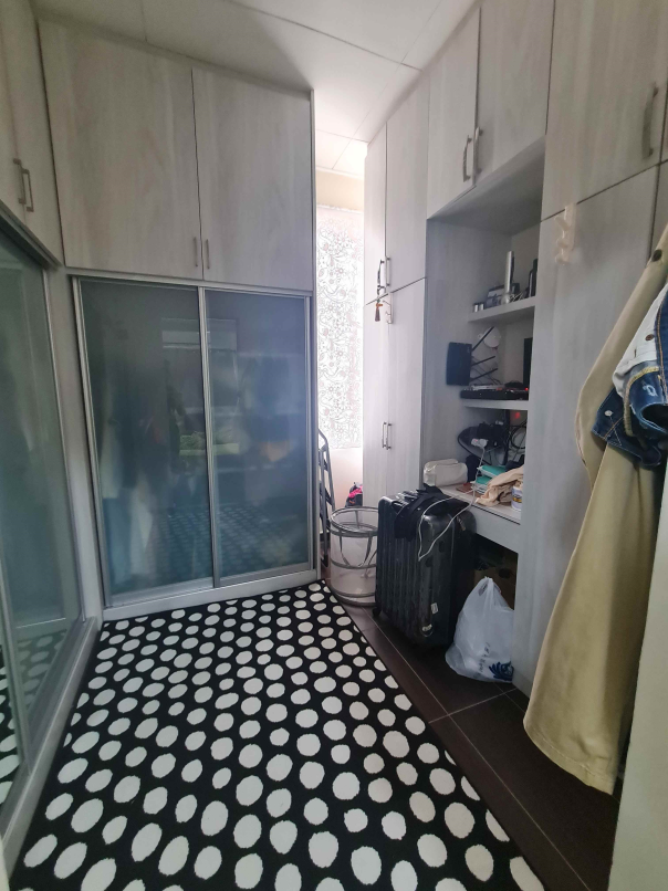 Bandar Kinrara House 22x70sf Kitchen Full Extend - photo 13