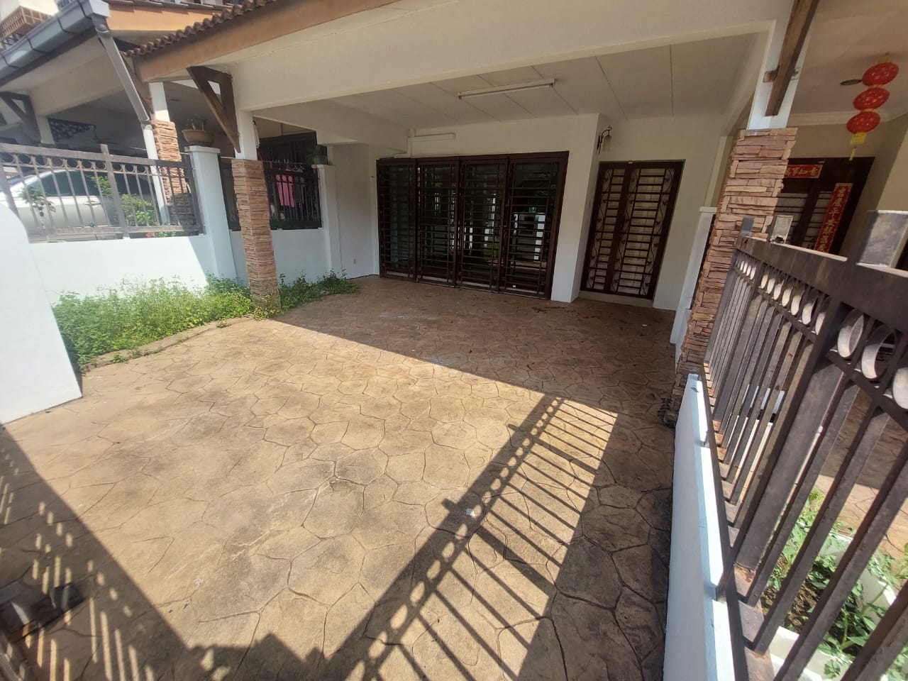 Nilam Terraces Freehold 25 Storey Terrace House 2 - photo 3