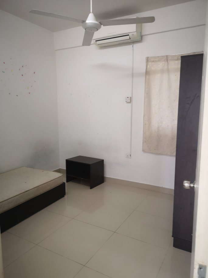 The Arc Condominium Freehold 1021sf 4rooms Tenante - photo 7