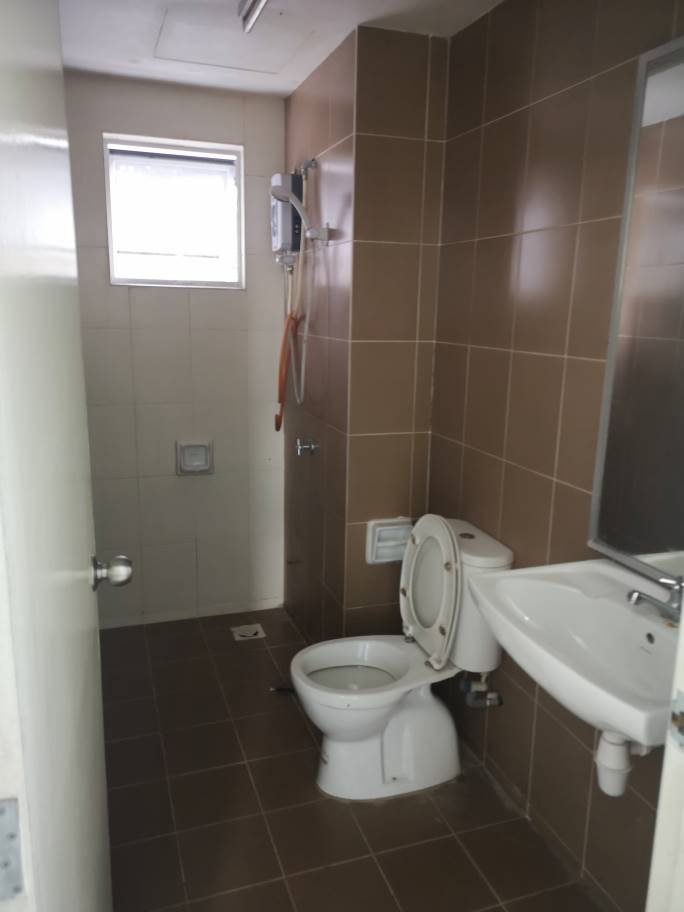 The Arc Condominium Freehold 1021sf 4rooms Tenante - photo 10
