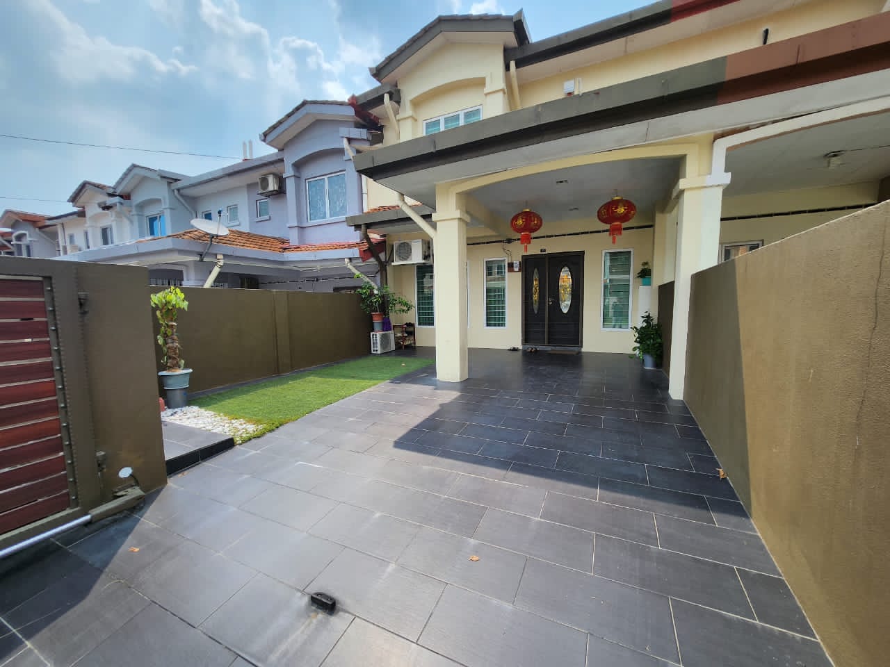 Taman Saujana Puchong 2 Storey House 1800sf 4room - photo 2