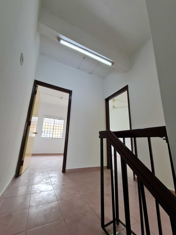 Puchong Jaya Freehold 2 Storey Terrace House 15x55 - photo 11