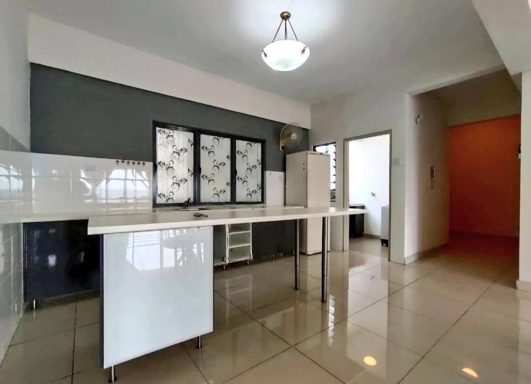 Setiawalk 1350sf Cor ...