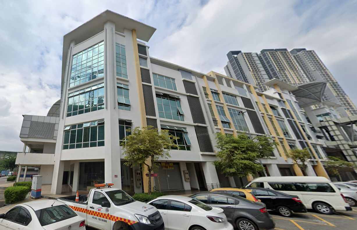 Seri Kembangan Office 2300sf Corner with Lift Tena - photo 3