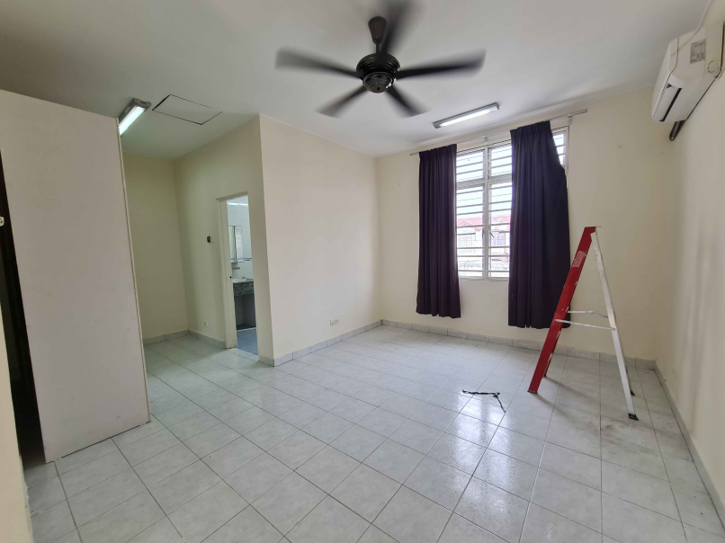 Taman Mutiara Puchong 25 Storey House 22x80sf Ext - photo 11