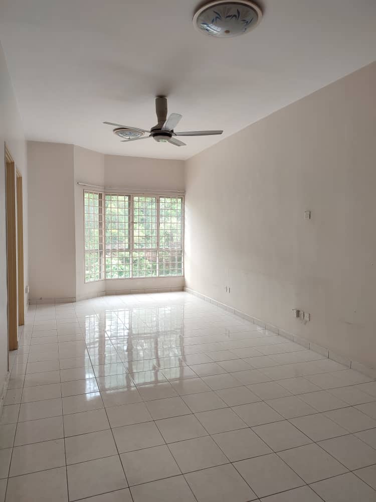 Merak Apartment Free ...