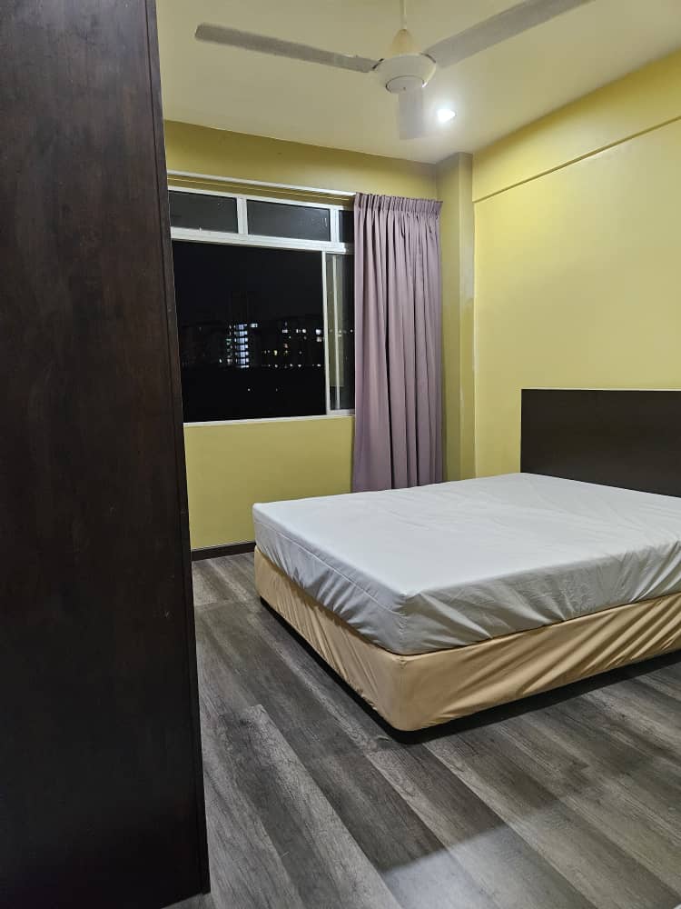 Sri Sunway Apt 800sf 3room Top Floor Reno Well Kep - photo 3