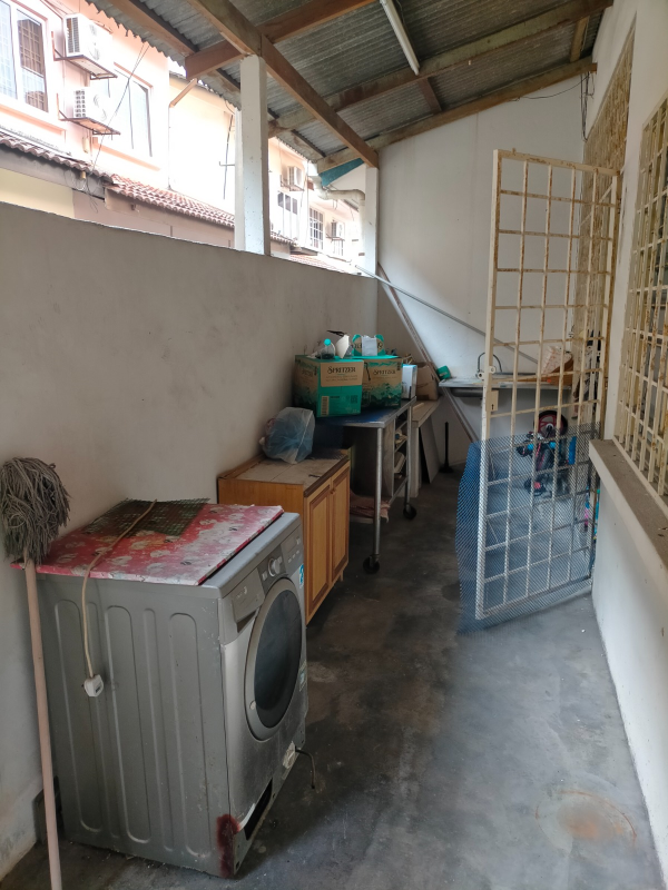 Bandar Kinrara Freehold 2 Storey House 22x75sf Bas - photo 3