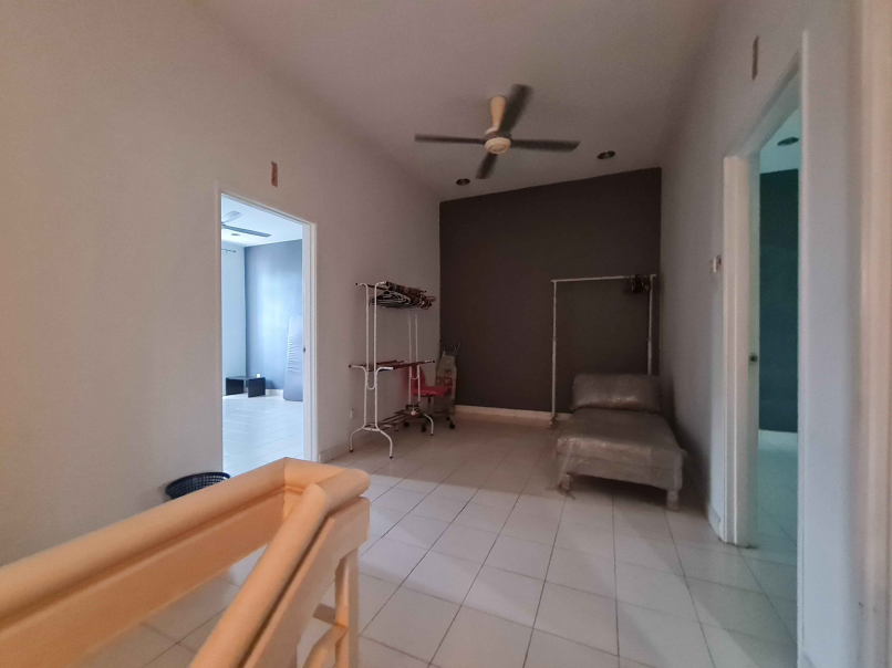 Taman Mutiara Puchong 2 Storey Terrace House 22x80 - photo 8
