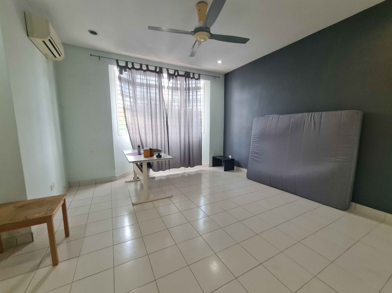 Taman Mutiara Puchong 2 Storey Terrace House 22x80 - photo 9