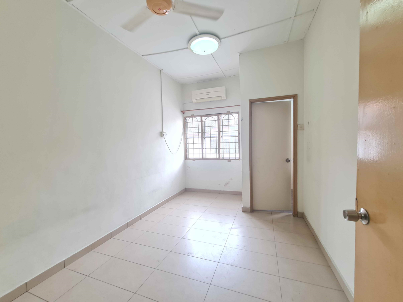 Puchong Jaya 2 Storey House 20x75sf Reno Partly Fu - photo 11