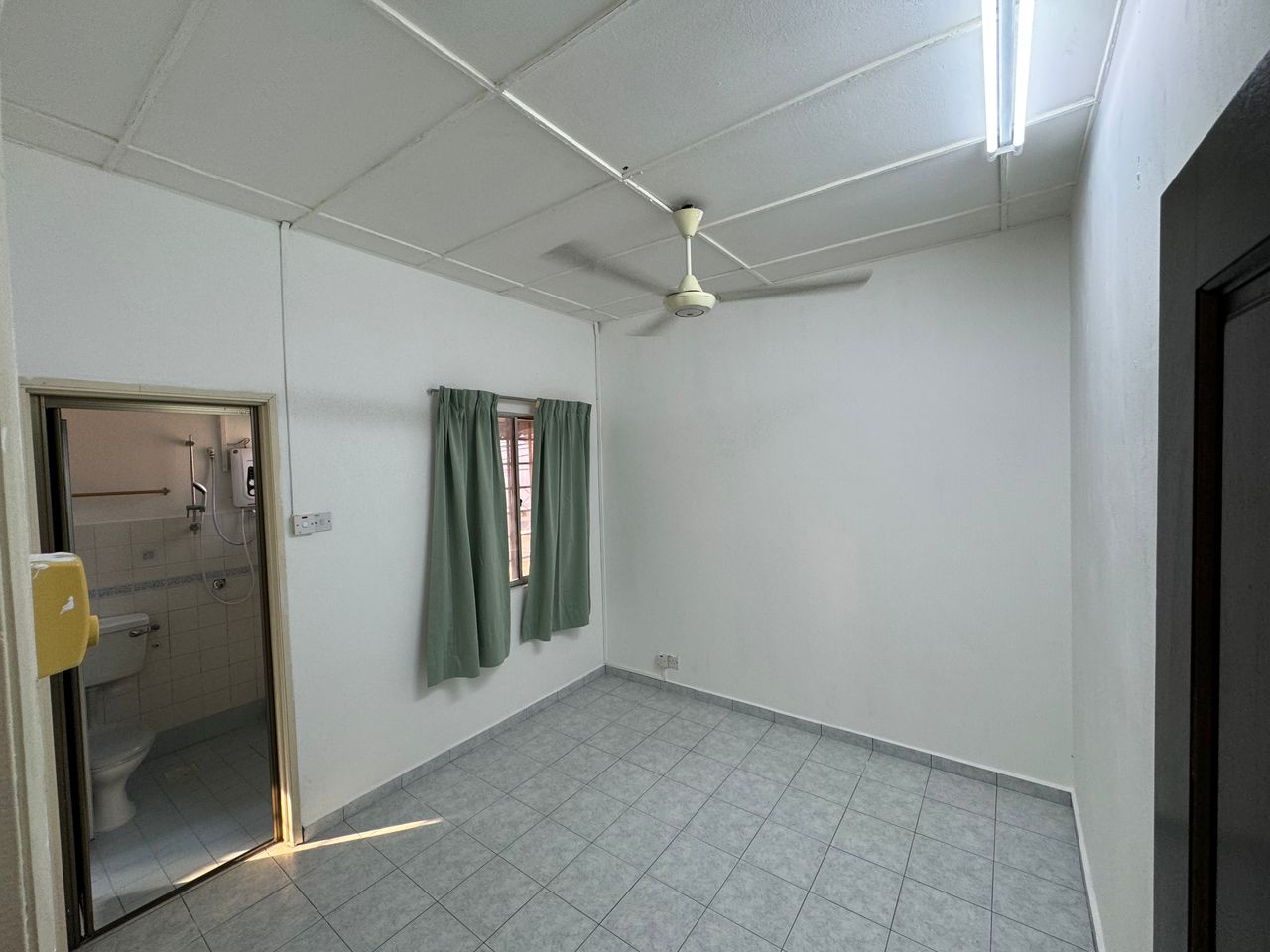 Puchong Jaya 2-Sty House 20x75sf Reno Just Refurbi - photo 10