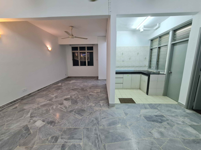 Subang Perdana Goodyear Court 10 Apt 720sf Renovat - photo 3