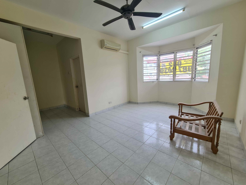 Taman Mutiara Puchong 25 Storey House 22x80sf Ext - photo 11