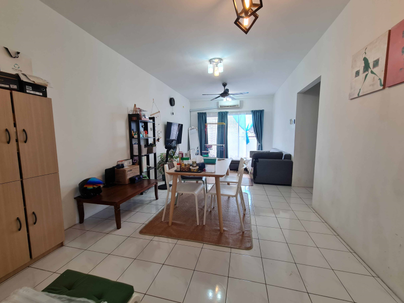 Saraka Apartment Freehold 900sf 3room Renovated Pu - photo 3
