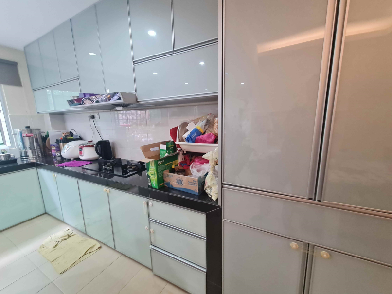 Bandar Kinrara House 22x70sf Kitchen Full Extend - photo 4