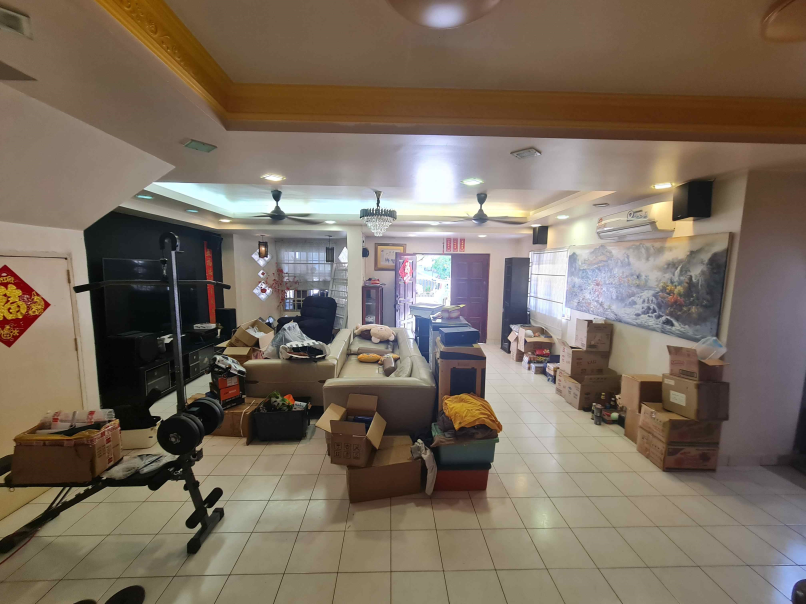 Bukit Puchong 2-Sty Corner House 3575sf Renovated - photo 5