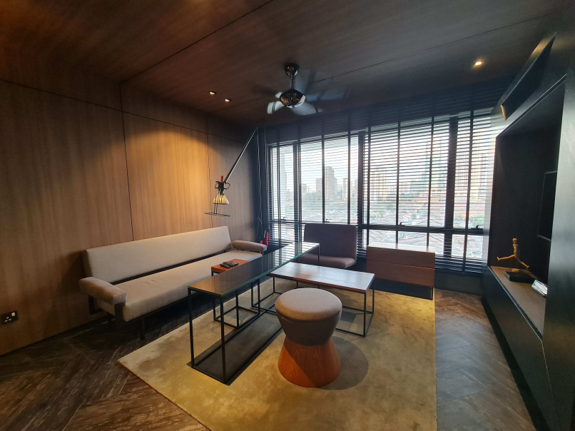 You One Condo 650sf Fully Reno Furnished 2parkin - photo 8