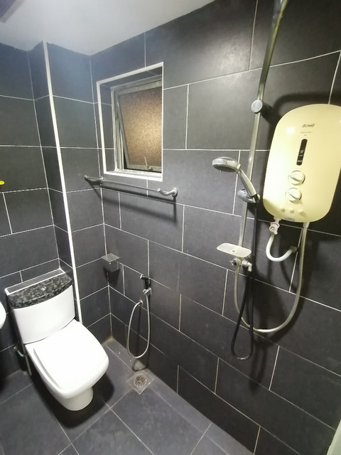 Puchong Utama 2-Sty House 18x60sf Partly Reno Faci - photo 11